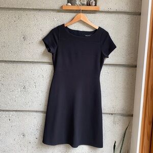 🤍 LBD size 8